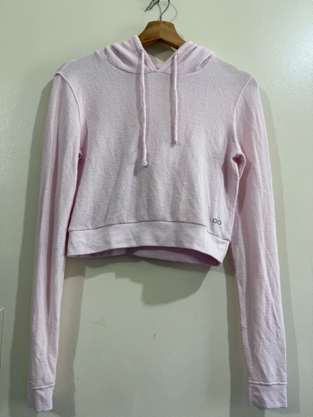 ALO Yoga Pale Pink Cropped Hoodie